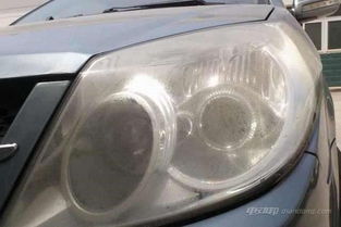 汽车换大灯灯泡多少钱