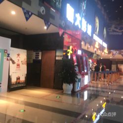 团购汽车的电影院多少钱(团购汽车与电影院观影，价格与服务体验的综合探讨)