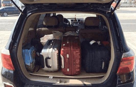 汽车后备箱有多少个开关(汽车后备箱开关的种类与数量，深入了解汽车设计细节)