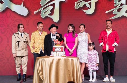 贾乃亮乔欣时隔3年再合体(贾乃亮与乔欣,时隔三年的重逢,再度合体闪耀荧屏) 贾乃亮乔欣时隔3年再合体(贾乃亮与乔欣,时隔三年的重逢,再度合体闪耀荧屏)